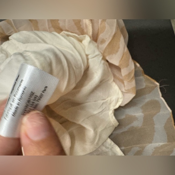 Sezane Julietta Long Sleeve Pleated Maxi Robe Dress Zebra - Picture 6 of 11